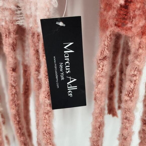 NWT MARCUS ADLER 100% Polyester Scarf - Picture 2 of 3